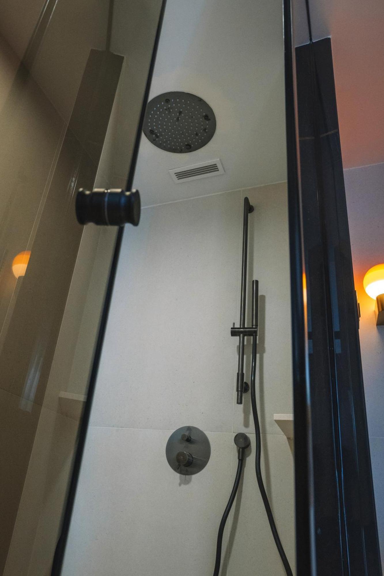 Hotel Pinar Plaza Madrid Eksteriør billede