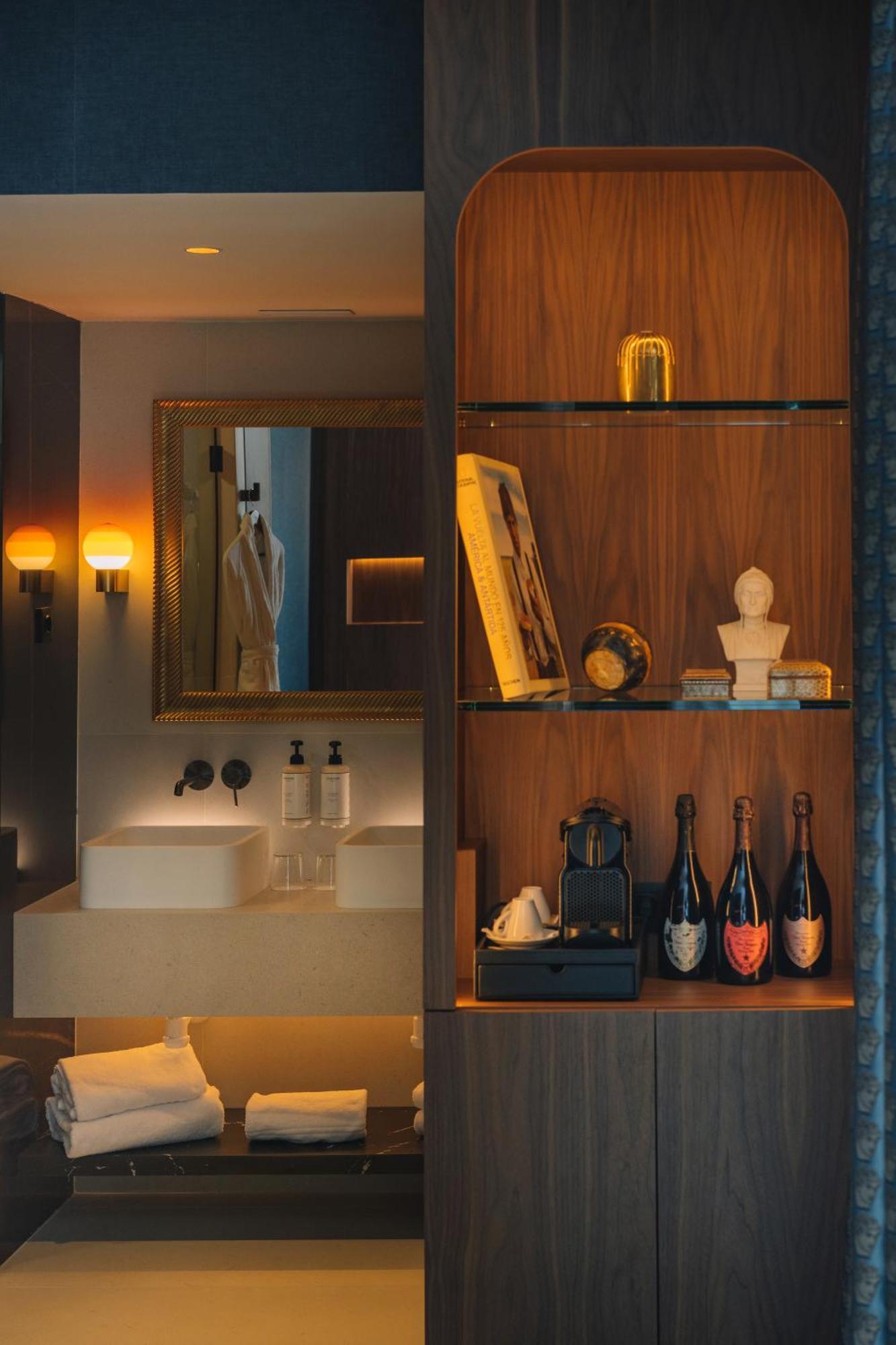 Hotel Pinar Plaza Madrid Eksteriør billede