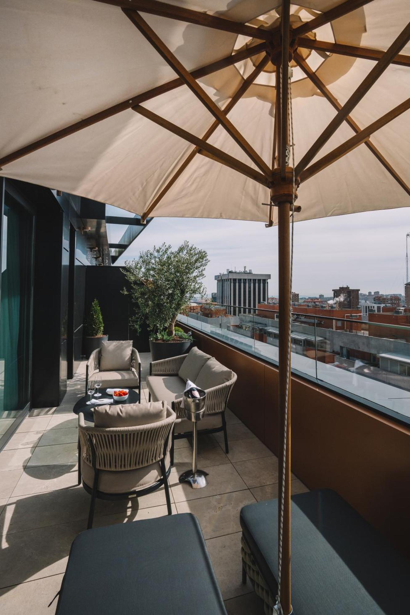 Hotel Pinar Plaza Madrid Eksteriør billede