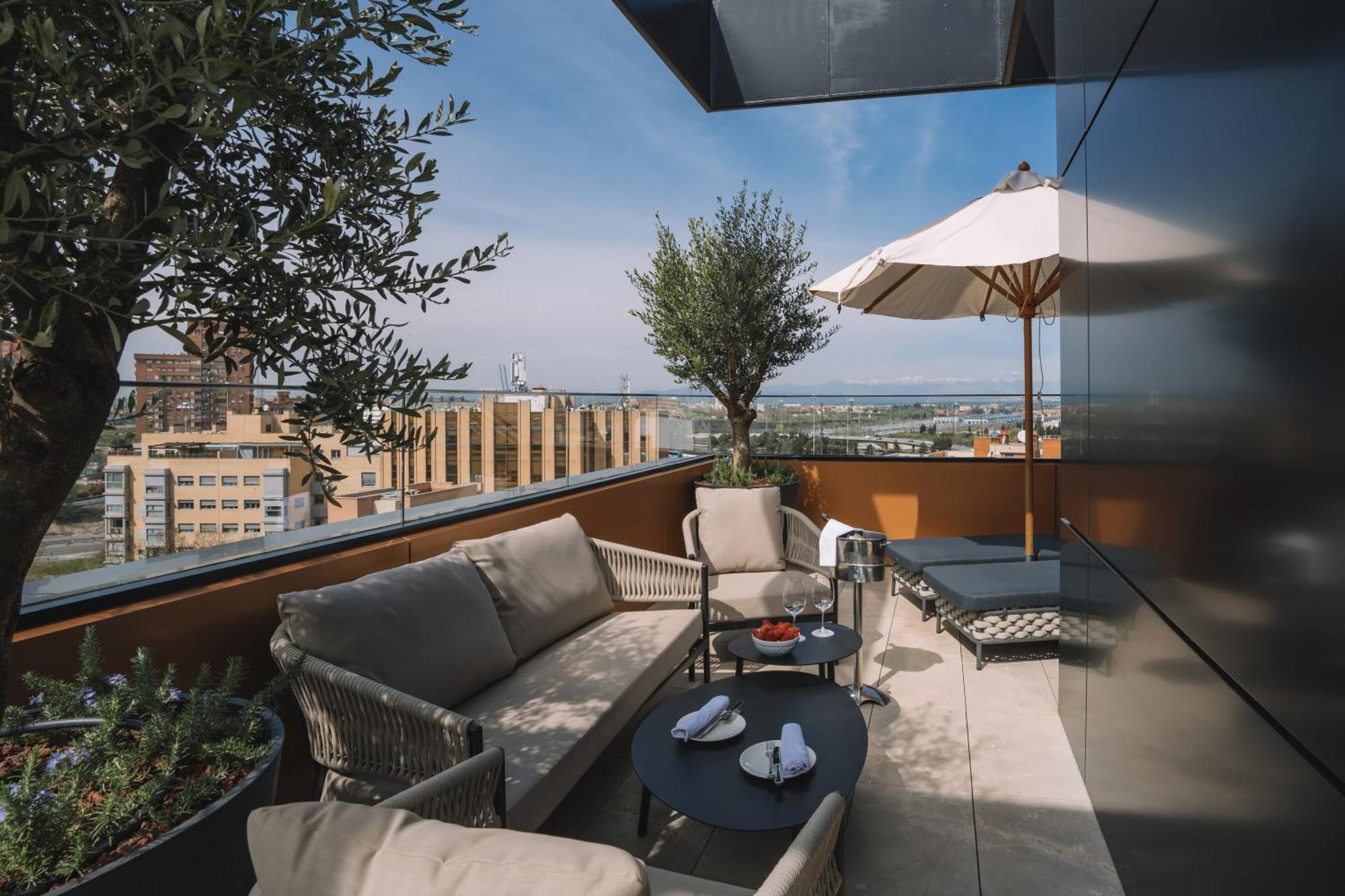 Hotel Pinar Plaza Madrid Eksteriør billede