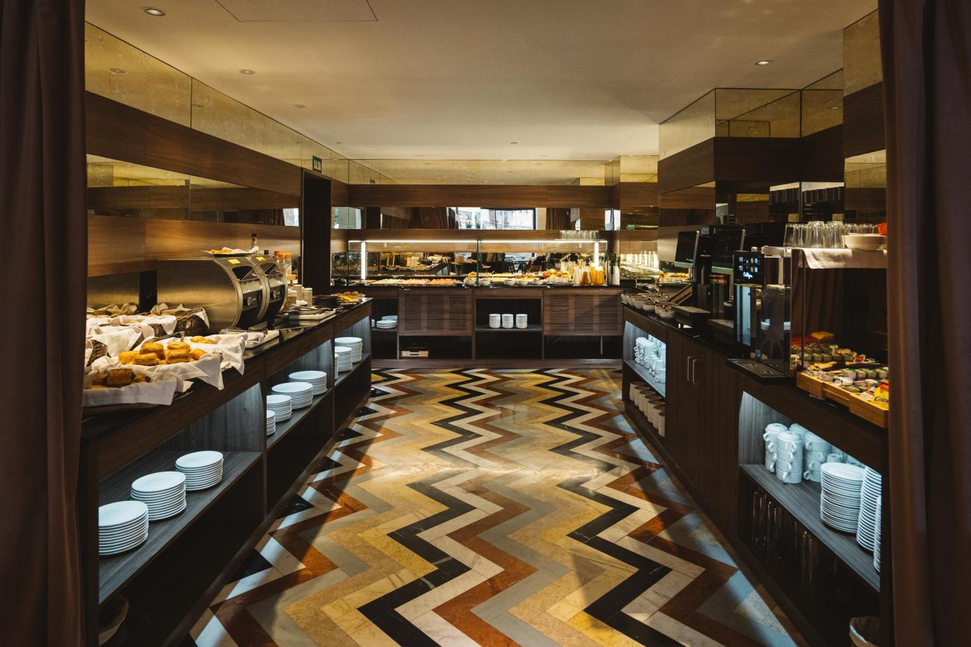 Hotel Pinar Plaza Madrid Eksteriør billede