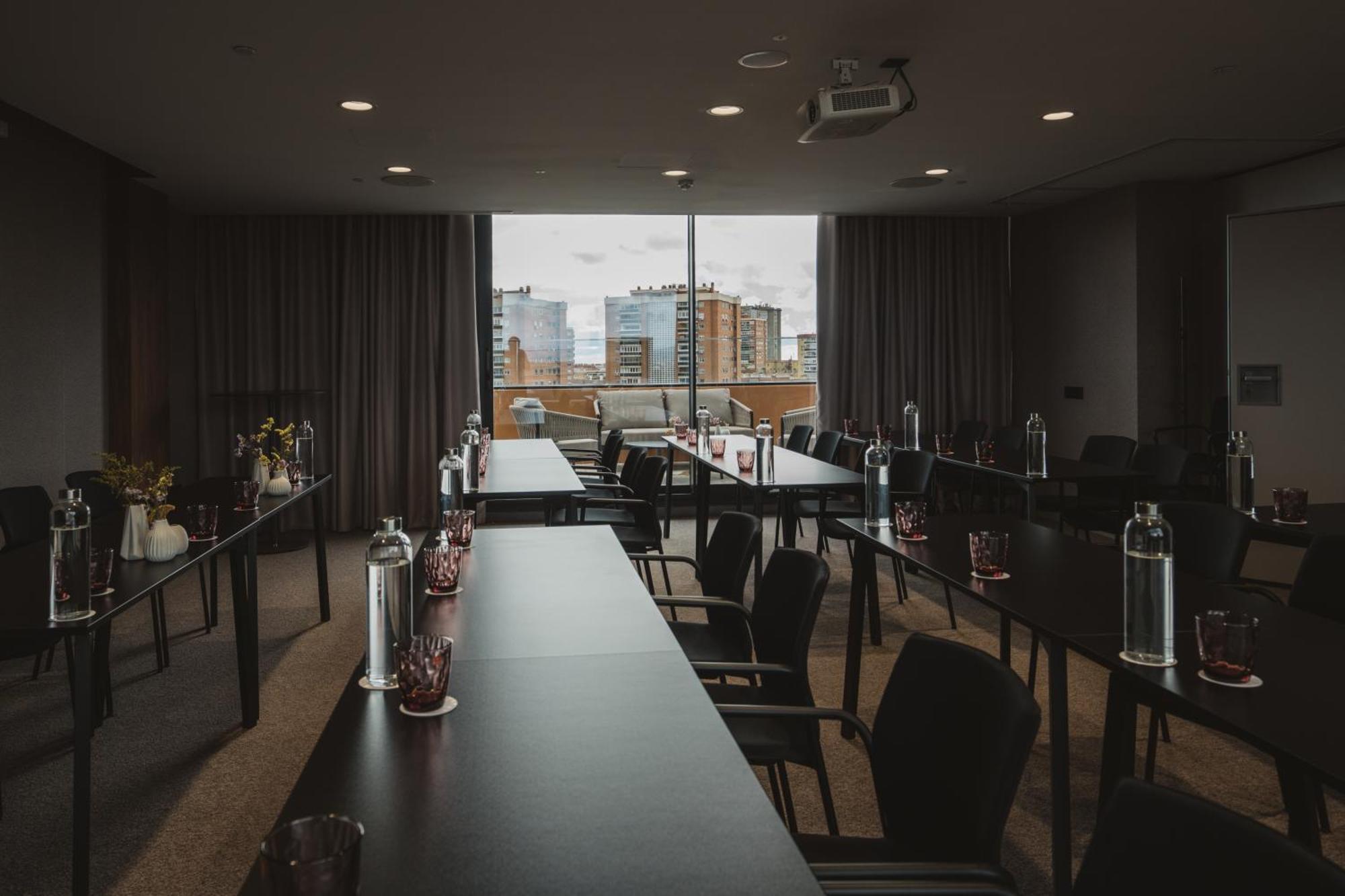 Hotel Pinar Plaza Madrid Eksteriør billede