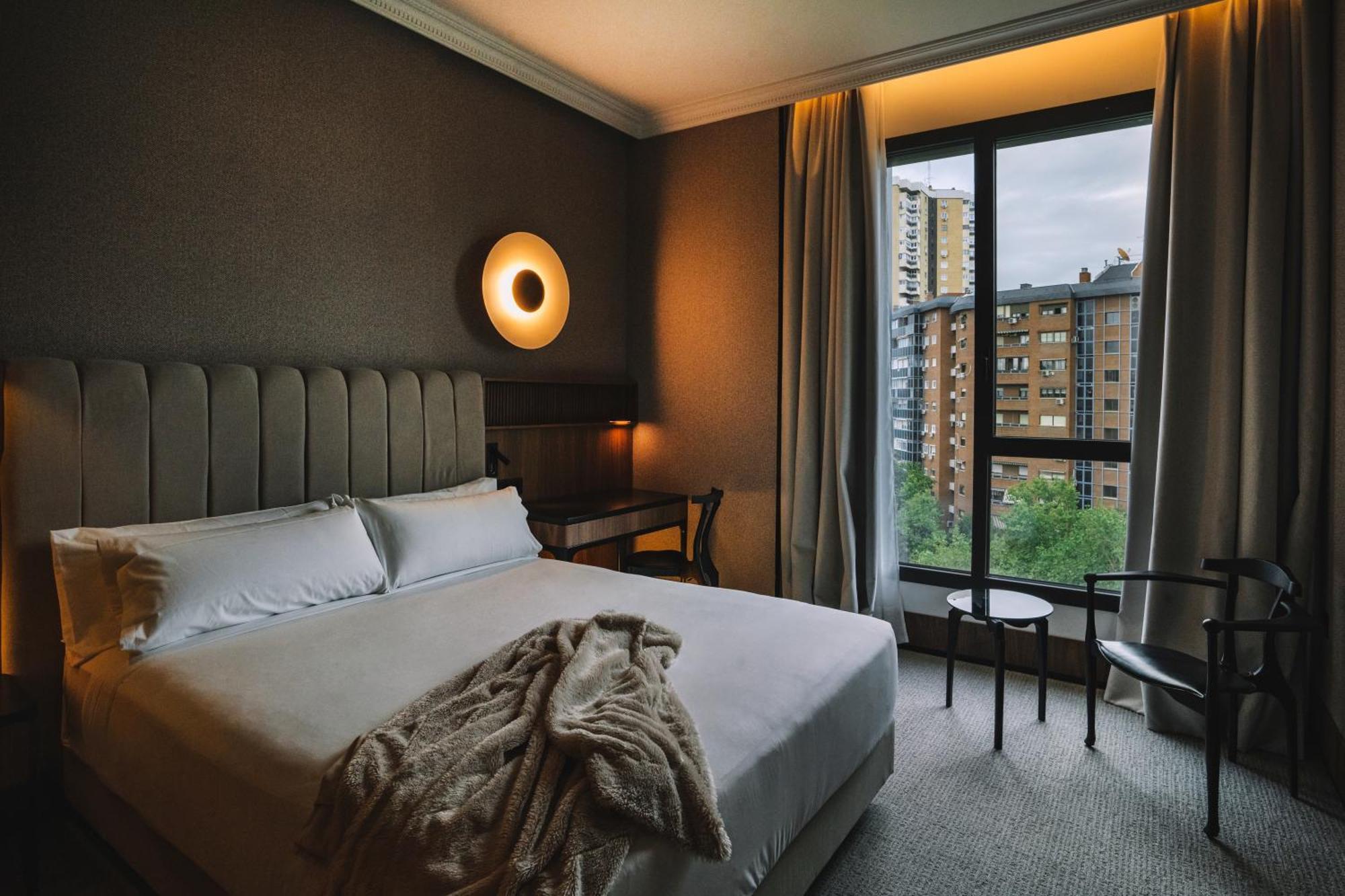 Hotel Pinar Plaza Madrid Eksteriør billede